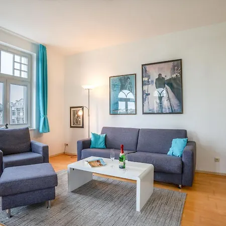 10 Haus Metropol 빌라 *